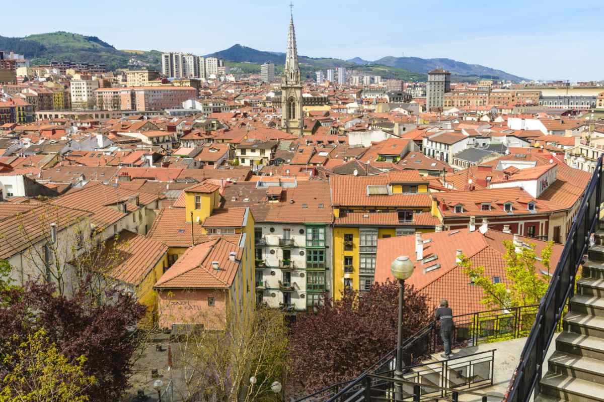 gestión documentos compra-venta de pisos en Bilbao